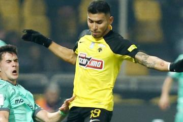 Sin Callens, AEK de Atenas empató con Levadiakos en la liga griega