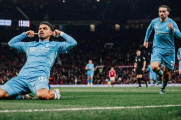 Nottingham Forest derrotó al Manchester United y escala a zona internacional