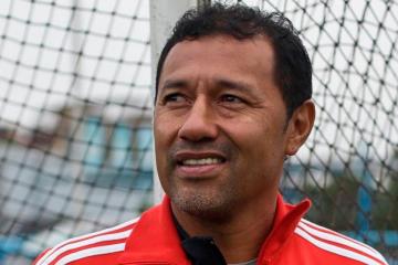 Palacios: "Es difícil escuchar a algunos jugadores con poses"