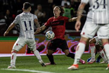 Platense ganó de local frente a Unión de Santa Fe