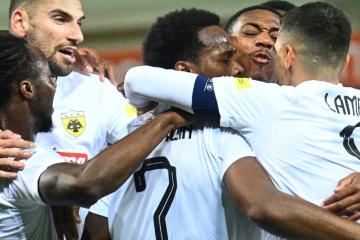 Callens no jugó en triunfo del AEK por la Superliga del fútbol griego