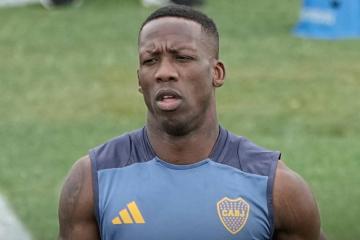 Luis Advíncula será argentino este miércoles