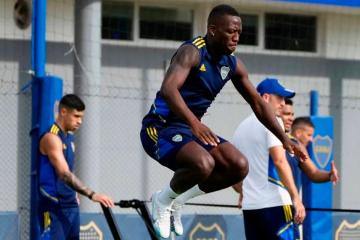 Luis Advíncula inicia pretemporada con Boca Juniors este jueves