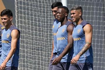 Advíncula no fue convocado para partido de Boca ante Unión
