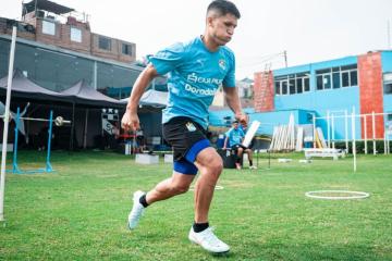 Cabellos: "Voy a dejar todo por Cristal y ojalá a fin de año estemos levantando la copa"