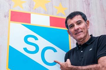 Zevallos sobre Cabellos: "Siempre hay demoras por documentos, pero él ya está con nosotros"