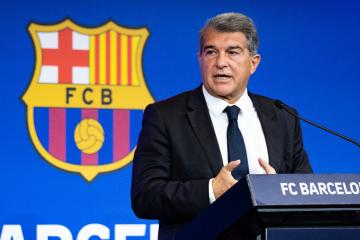 Piden la salida de Joan Laporta de Barcelona tras la no inscripción de Dani Olmo