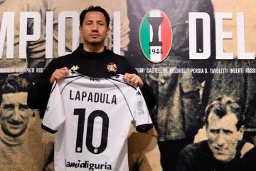 Nuevo destino: Gianluca Lapadula fue oficializado como nuevo jugador de Spezia