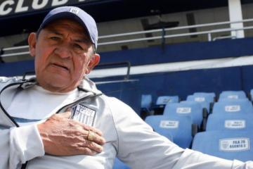 En memoria del 'Cholo': emotivo homenaje de Alianza Lima a Hugo Sotil