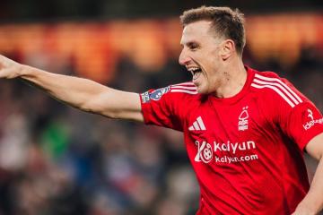 Nottinham Forest ganó y se mantiene tercero en la Premier League