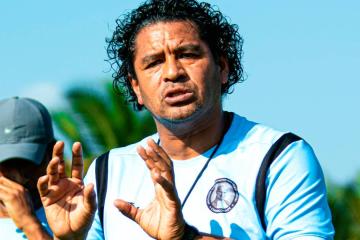 Acasiete: "Preocupa que los técnicos nacionales no tengan muchas oportunidades en la Liga1 Te Apuesto"