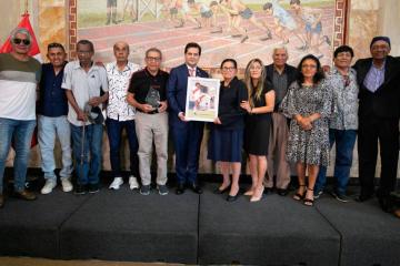 (FOTOS) IPD rindió homenaje póstumo a Hugo 'Cholo' Sotil