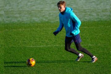 (FOTOS) Oliver Sonne tuvo su primer entrenamiento en Burnley