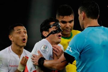 Conmebol pondrá en práctica la 'Zona exclusiva para capitanes' en torno al árbitro en sus torneos