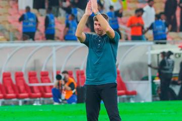 Steven Gerrard no es más entrenador del Al-Ettifaq