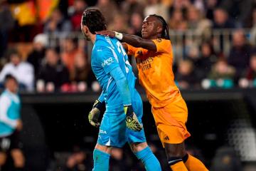 Vinicius fue suspendido por dos jornadas tras expulsión ante Valencia