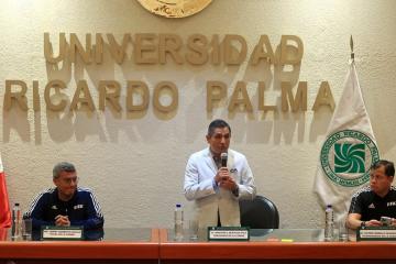 Reátegui: "A los árbitros se les ha pedido que decidan en la cancha, que no se esperancen en el VAR"