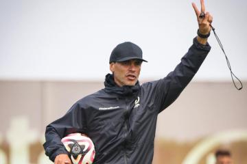 Bustos: "Lo de Ureña salió de un día para otro, así es el fútbol"