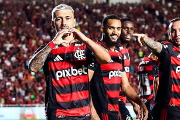 Flamengo goleó a Portuguesa y sigue liderando el Campeonato Carioca