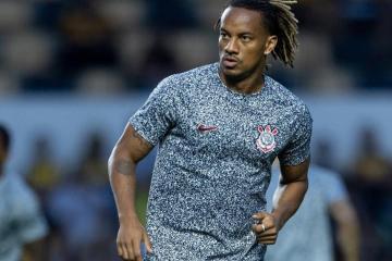 Carrillo fue convocado para debut de Corinthians en la Copa Libertadores