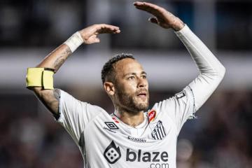 Neymar: "Estoy muy contento de volver a jugar"