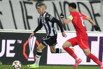 Sin Peña, PAOK cayó ante Steaua Bucarest por la Europa League
