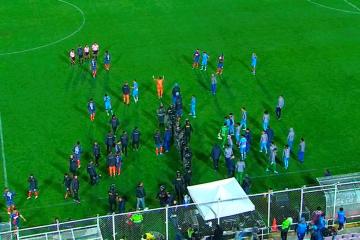 ¡Fiesta accidentada! Partido entre Garcilaso y Always Ready se acabó a los 77 minutos