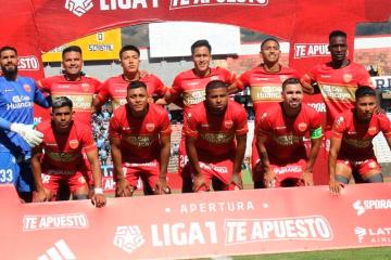 Solís: "El no terminar las jugadas nos pasó factura"