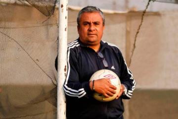 Tito Chumpitaz: "Con sorpresa vemos que técnicos extranjeros no pueden dirigir en Liga3, pero sí pueden jugar futbolistas del exterior"