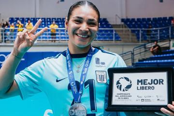 Esmeralda Sánchez: "El Club se portó A1 conmigo para recuperarme de la lesión"