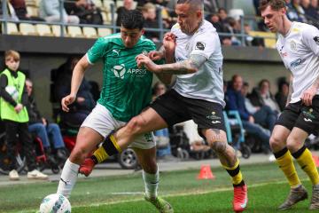 Sin Kluiverth Aguilar, Lommel SK volvió a perder en la Segunda división del fútbol belga