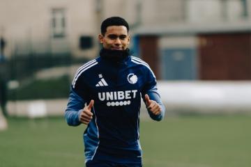 Con López, Copenhague dio lista de convocados para enfrentar al Chelsea