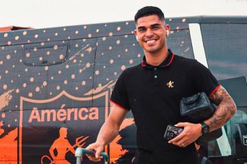 Luis Ramos viajó con América de Cali a Barranquilla para su debut en Copa Sudamericana