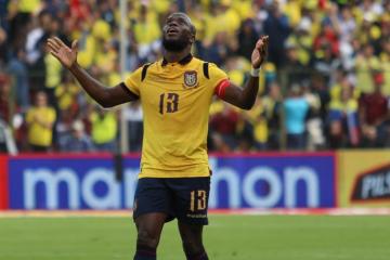Enner Valencia brilló con doblete y rompió récord en el triunfo de Ecuador