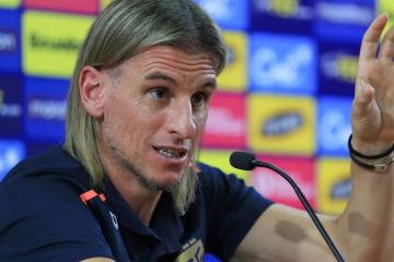Beccacece: "No solo hay que tener buenos jugadores, sino un buen equipo"