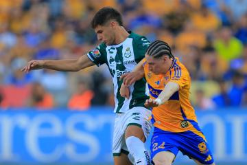 Con Santamaría, Santos Laguna cayó ante Tigres de visita por la Liga MX