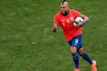 Vidal: "Mientras tengamos opciones de luchar daremos la vida por nuestra selección"