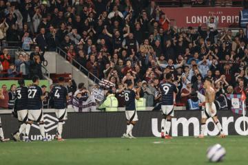 Aston Villa ganó de visita frente a Brentford