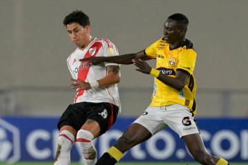 Ojo, Universitario: River Plate y Barcelona igualaron sin goles en la Libertadores