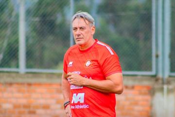 Vivaldo: "Le planteamos un gran partido a Sport Boys, nunca retrocedimos"
