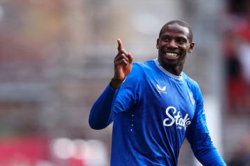 Nottingham Forest volvió a morder el polvo de la derrota tras caer ante Everton en Premier League