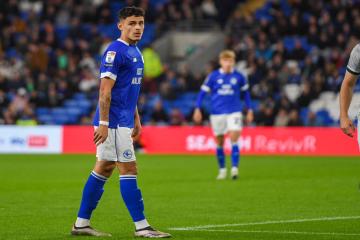Con Robertson, Cardiff empató 1-1 con Oxford United por el ascenso inglés