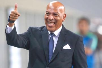 ¿Vuelve al fútbol boliviano? Roberto Mosquera podría ponerse el buzo de Oriente Petrolero