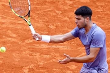 Alcaraz avanzó a cuartos de final en Montecarlo