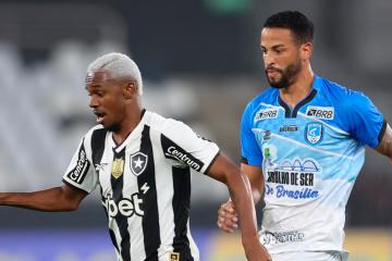 Botafogo goleó y sacó ventaja en la tercera ronda de la Copa de Brasil