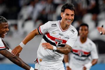 Sao Paulo igualó 2-2 ante Botafogo de visita por el Brasileirao