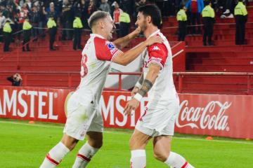 Huracán se impuso por 5-0 a Racing Montevideo en la Sudamericana