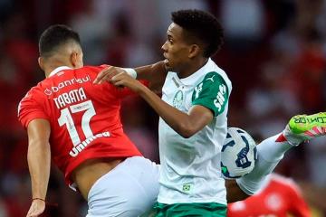 Palmeiras venció a Internacional y se mantiene en la cima del Brasileirao