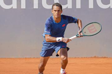 Juan Pablo Varillas remontó para avanzar en el Challenger de Campinas