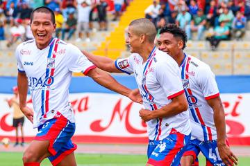 Carlos Mannucci goleó 4-1 a Deportivo Llacuabamba por la Liga 2
